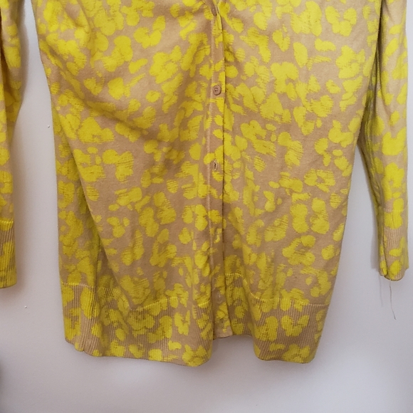 Yellow cardigan - Picture 2 of 3